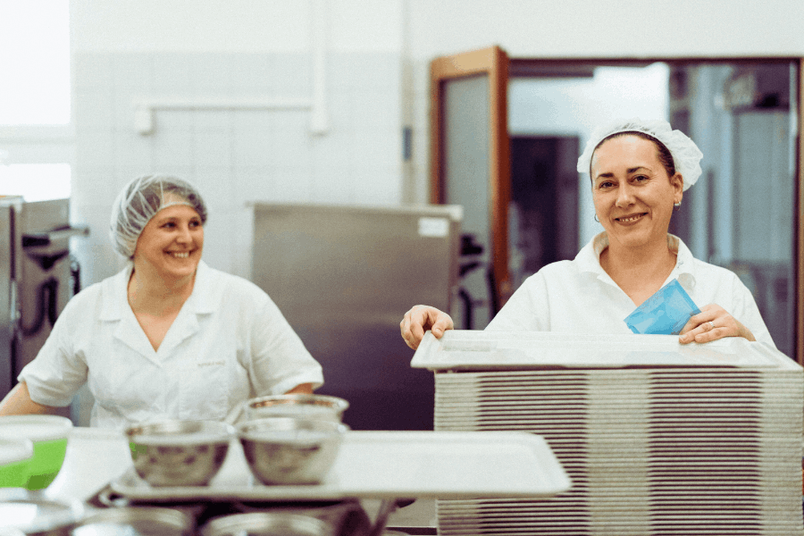 EL SERVICIO DE COMIDAS EN CENTROS SANITARIOS Y SOCIOSANITARIOS